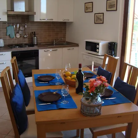 Appartamento Casa Sole Con Terrazzo Bardolino