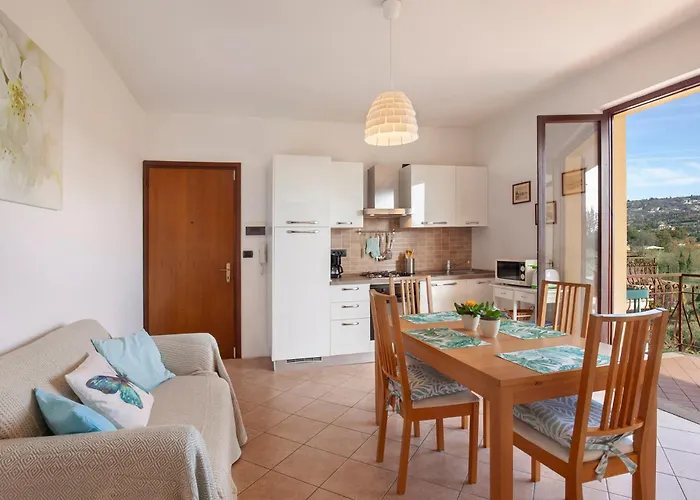 Апартаменти Casa Sole Con Terrazzo